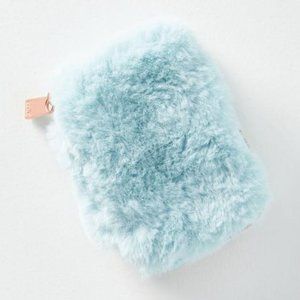 NWT Faux Fur Earbud Case, Sky